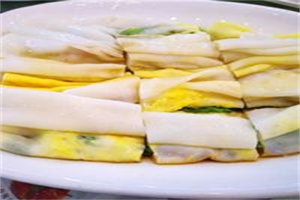 农家土鸡蛋肠粉